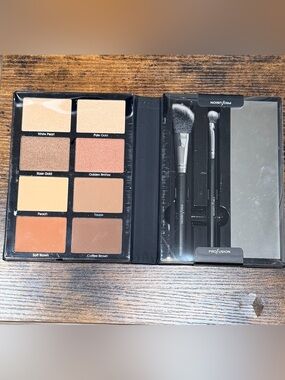 Profusion BRONZER/HIGHLIGHTER Book Palette with Brushes